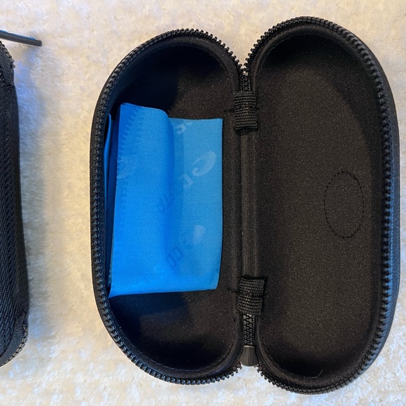 New Costa Sunglass Cases - Picture 4 of 7
